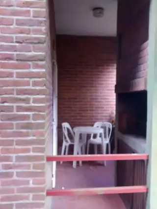Cómodo departamento en pleno centro de Pinamar. Con cochera y Parrilla. Departamento en Venta. foto 1