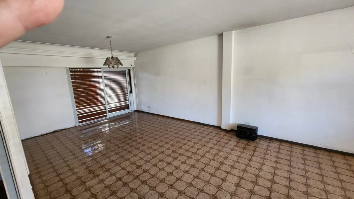 IMPORTANTE CASA SE VENDE EN COLECTORA DE GRAL PAZ foto 5