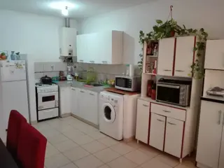 DEPTO 2 AMBIENTES 1ER PISO FRENTE,  1 DORMITORIO COCINA COMEDOR BAÑO, MUY BUEN ESTADO GENERAL. foto 4
