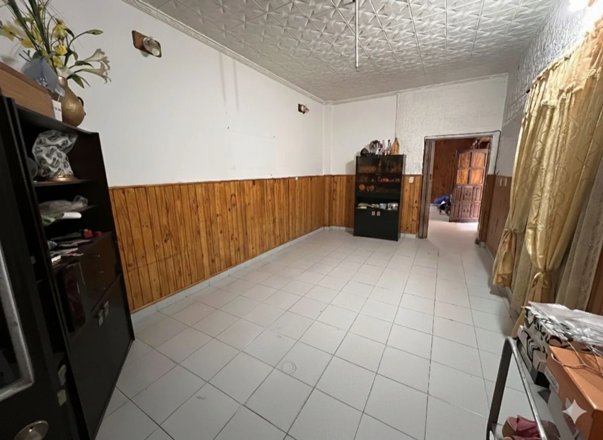 VENTA DOS CASAS CON LOCAL EN ZONA CASA DE GOBIERNO foto 3