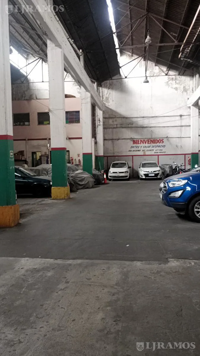 Playa de estacionamiento en venta en Caballito foto 2
