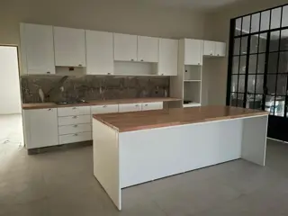 Casa de 4 dormitorios en venta, Tapia foto 4