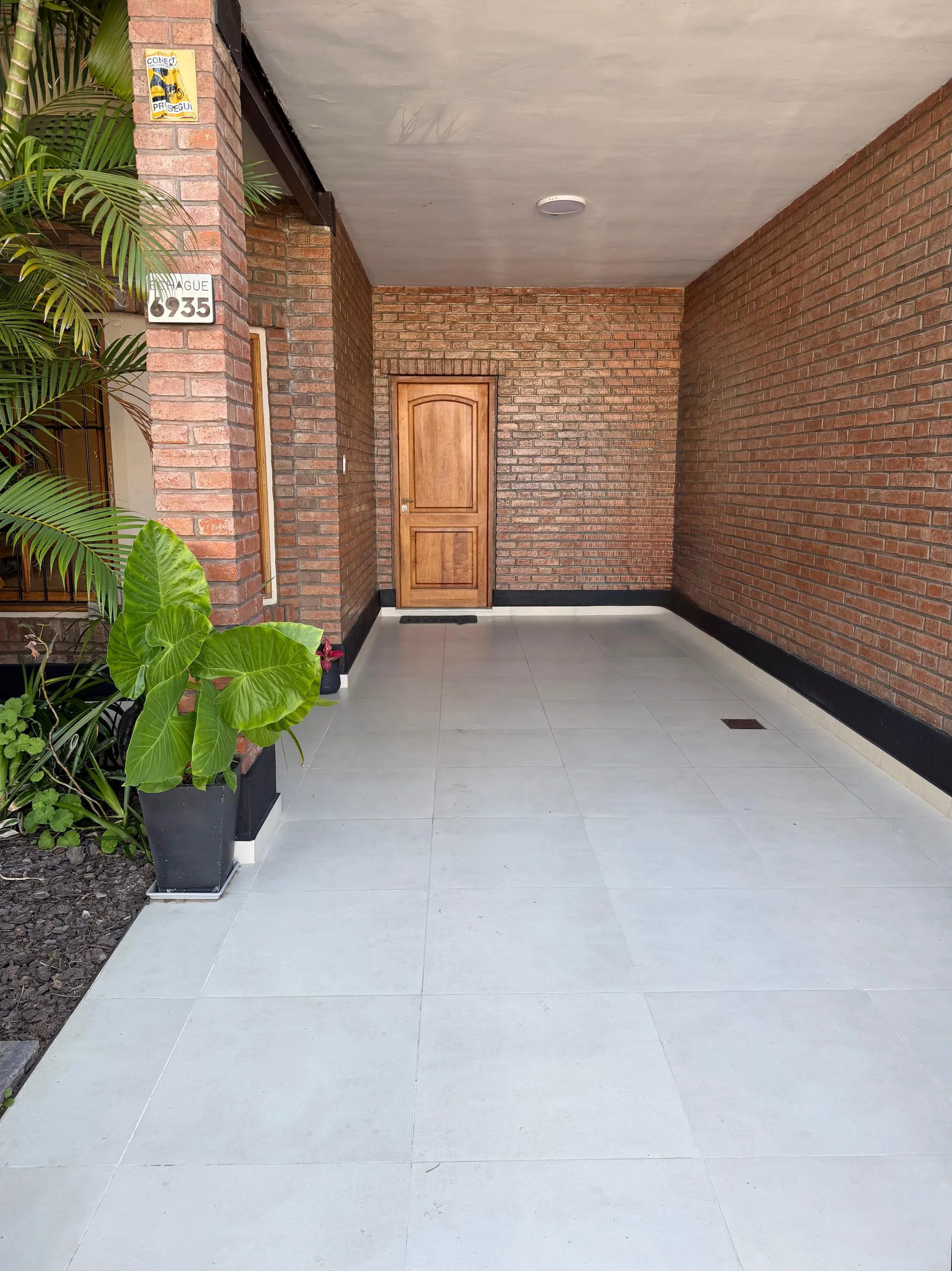 PH DE 3 DORM, COCHERA, PATIO, PISCINA Y QUINCHO. foto 4