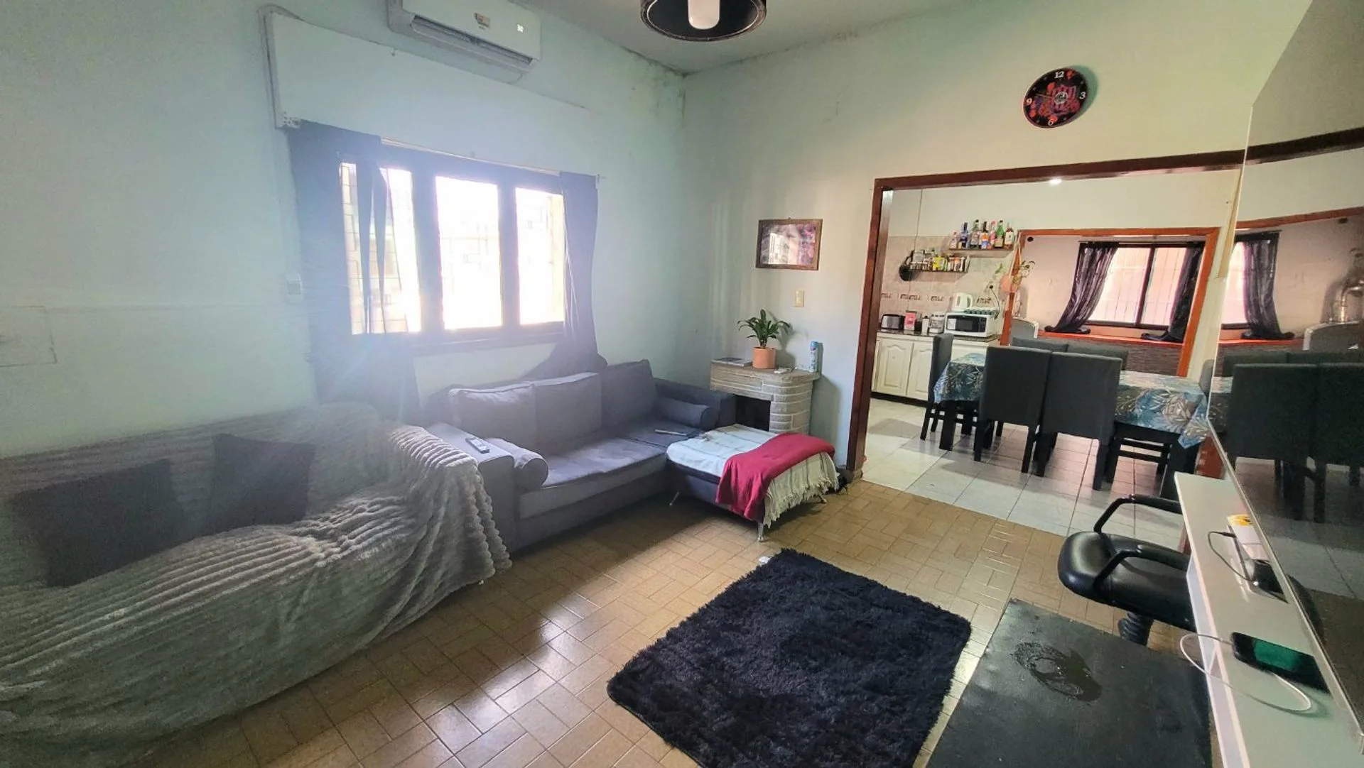 Casa en venta de 4 amb + depto de 2 amb - Moreno foto 5