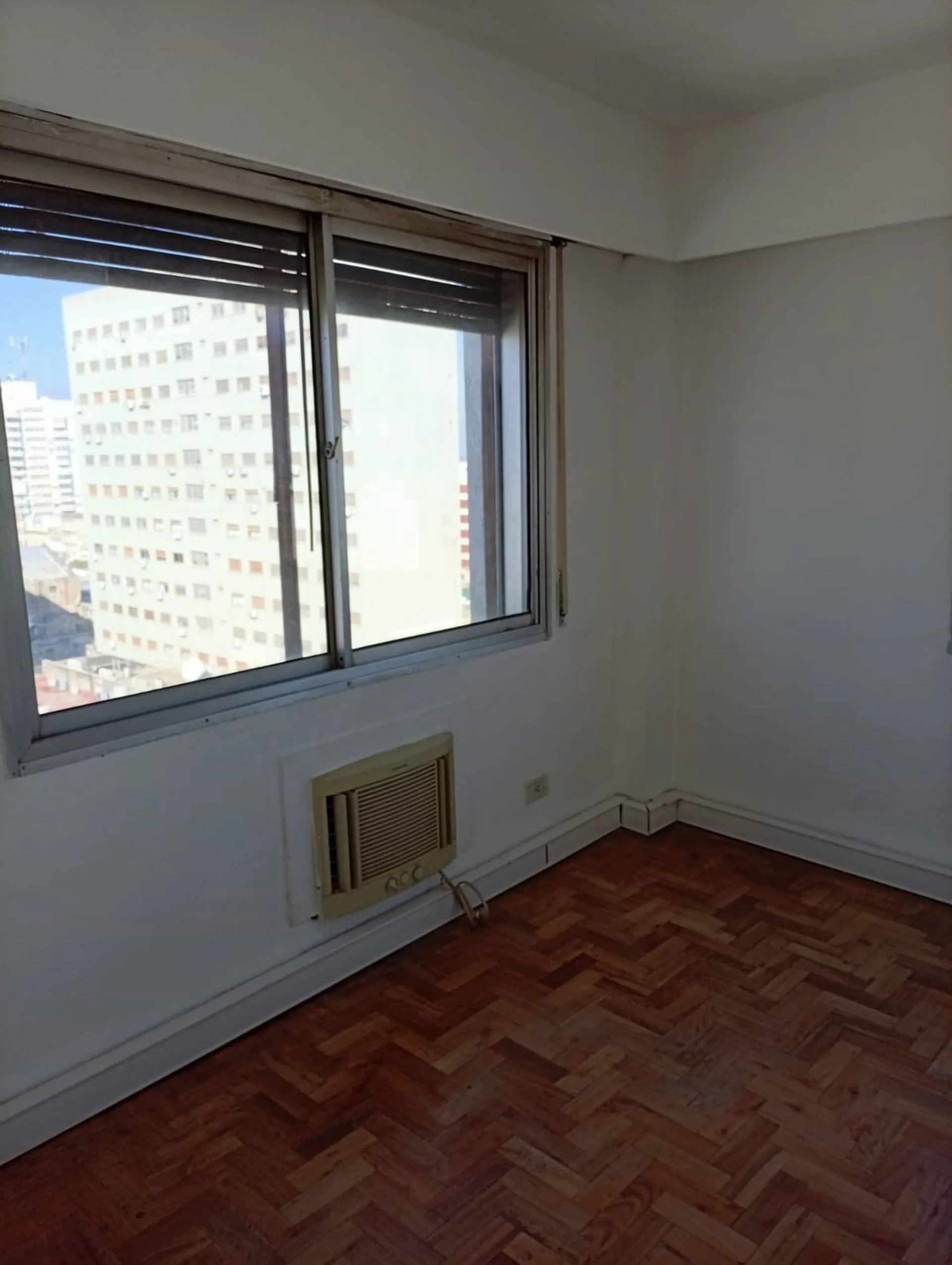 Venta Oficina Rio Cuarto 89 m2 Centro desocupada foto 5