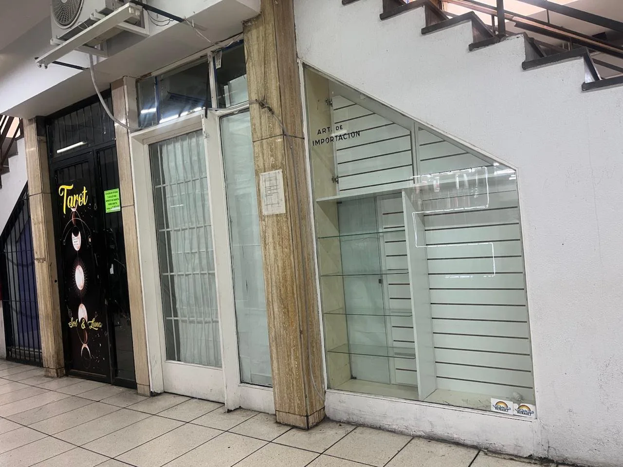 Local en venta, Av. Corrientes 2330 - Galería Internacional
