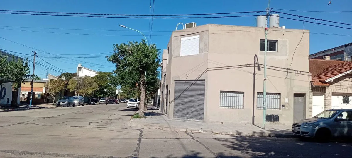 ALQUILER LOCAL EN ESQUINA A ESTRENAR B° LOS ANDES