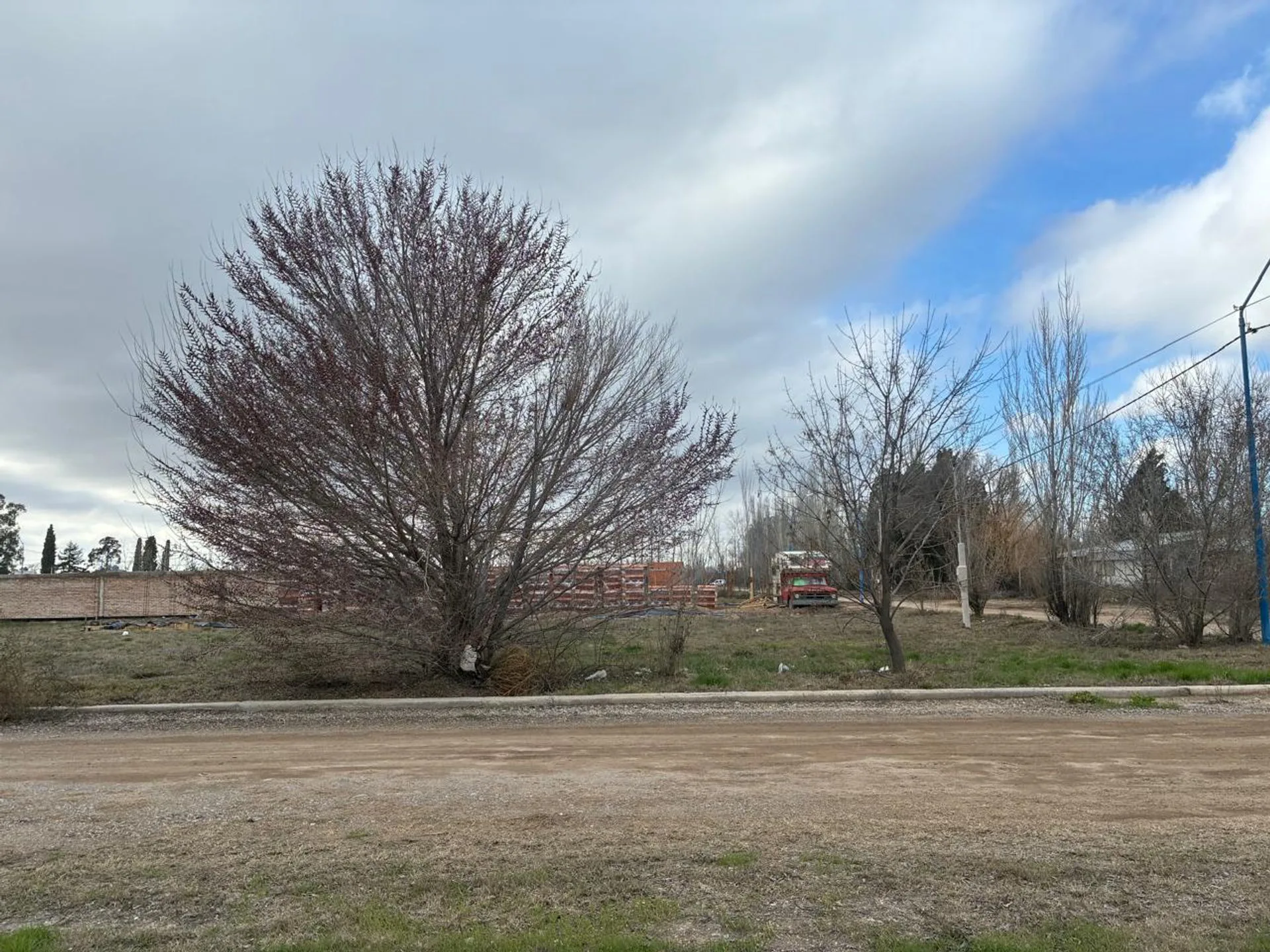 VENTA DE TERRENO EN ZONA PECINI foto 5