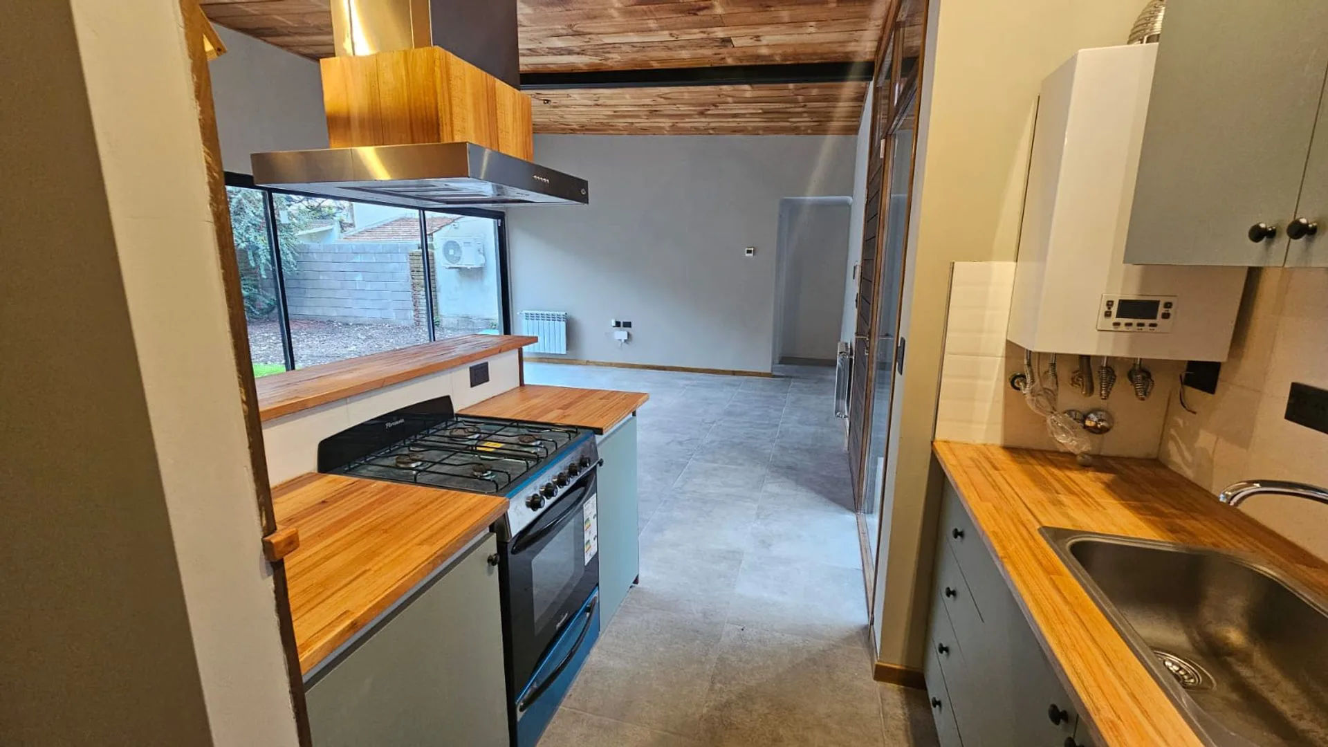 VENTA A ESTRENAR CASA 4 AMBIENTES, PUNTA MOGOTES foto 5