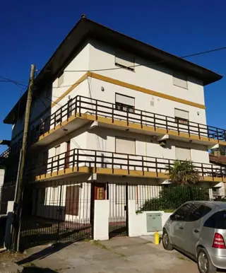 AMPLIO DEPARTAMENTO DE 4 AMBIENTES A DOS CUADRAS DEL MAR EN VILLA GESELL foto 1