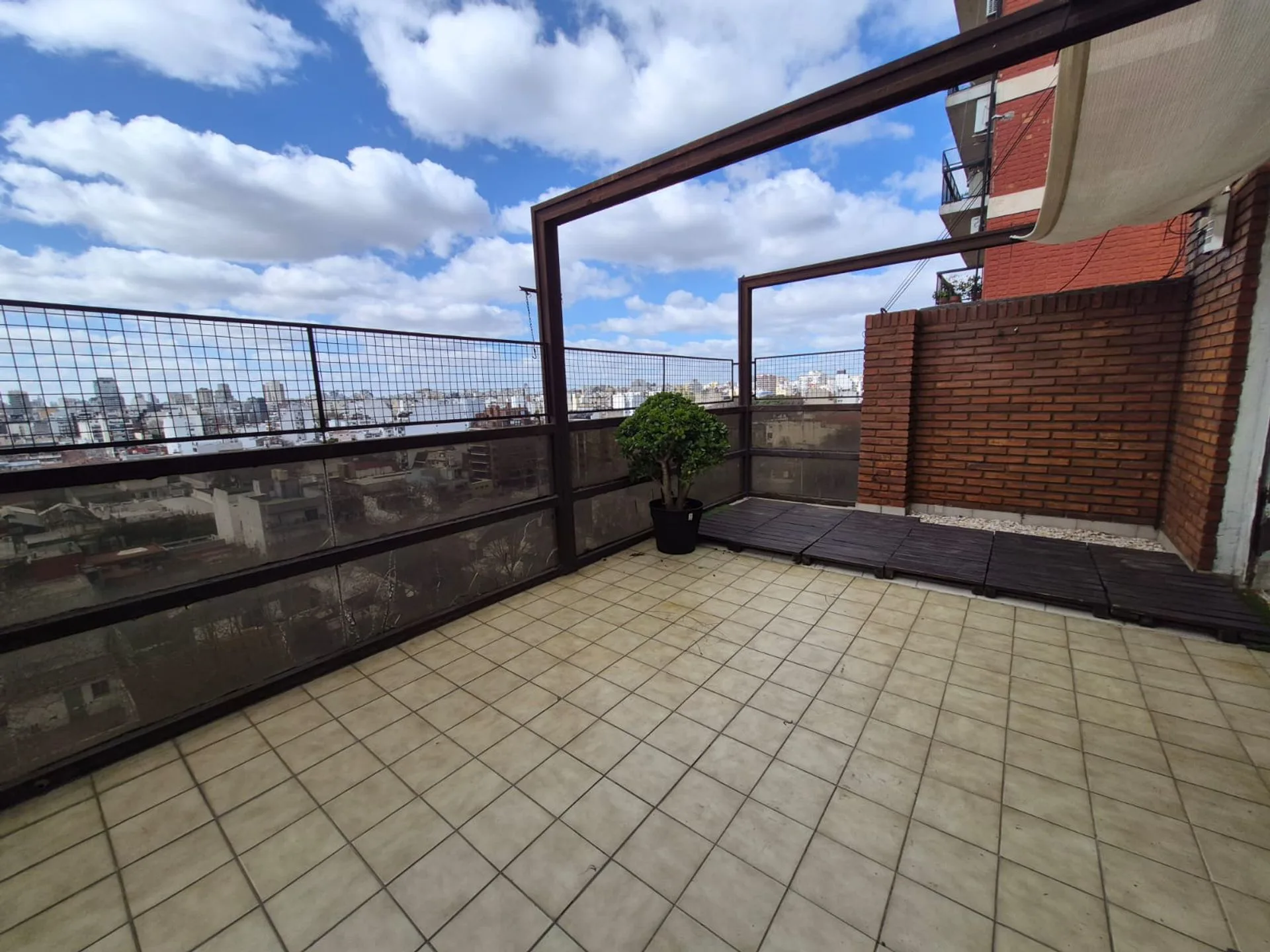 VENTA DPTO 4 AMB VILLA CRESPO BALCÓN COCHERA BAUL foto 2