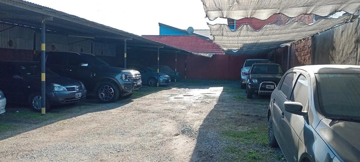 VENTA LOTE CON ESTACIONAMIENTO QUILMES INVERSOR foto 5