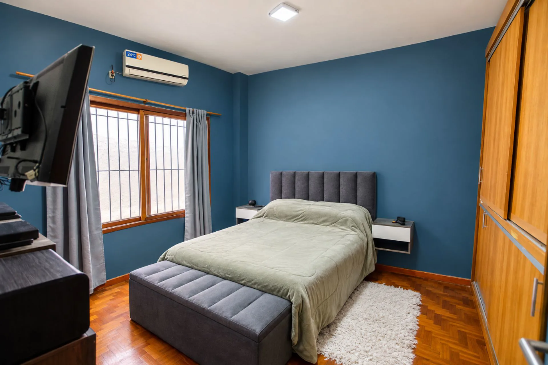 CASA EN VENTA BANFIELD 6 AMBIENTES foto 3