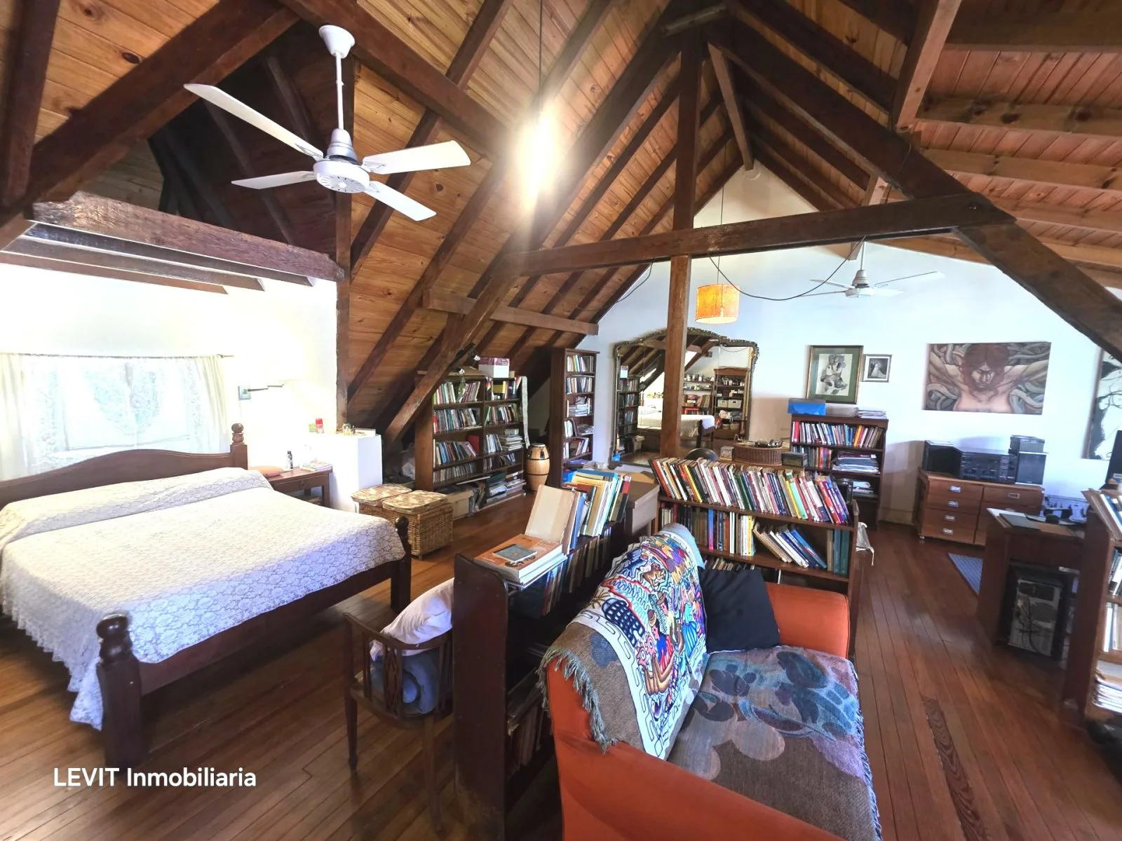 VENTA CASONA HISTÓRICA COLEGIALES SIN EXPENSAS COCHERA PARRILLA TERRAZA PATIO foto 5