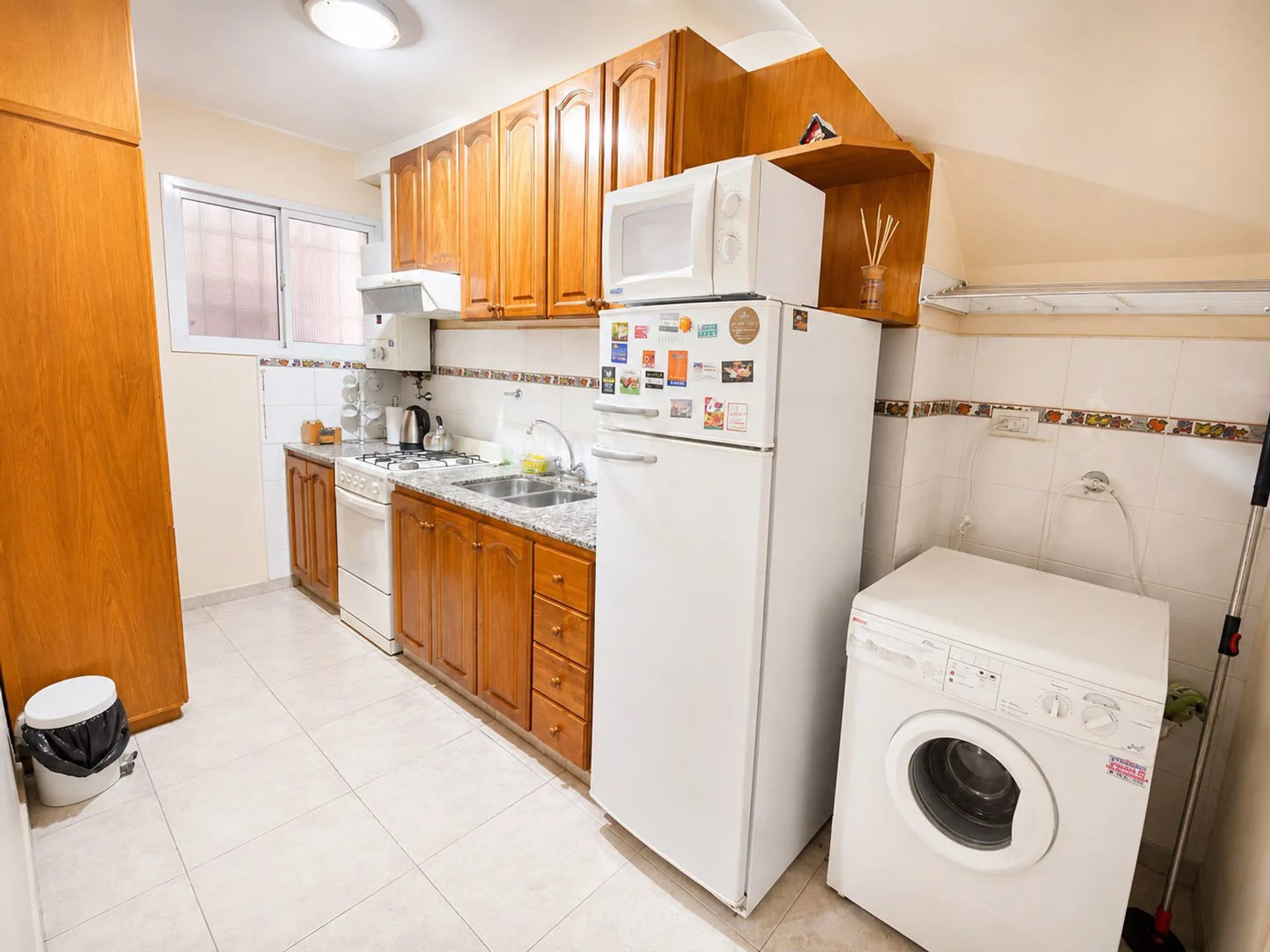 VENTA DEPARTAMENTO CENTRO PLANTA BAJA A MTS ALEM foto 3