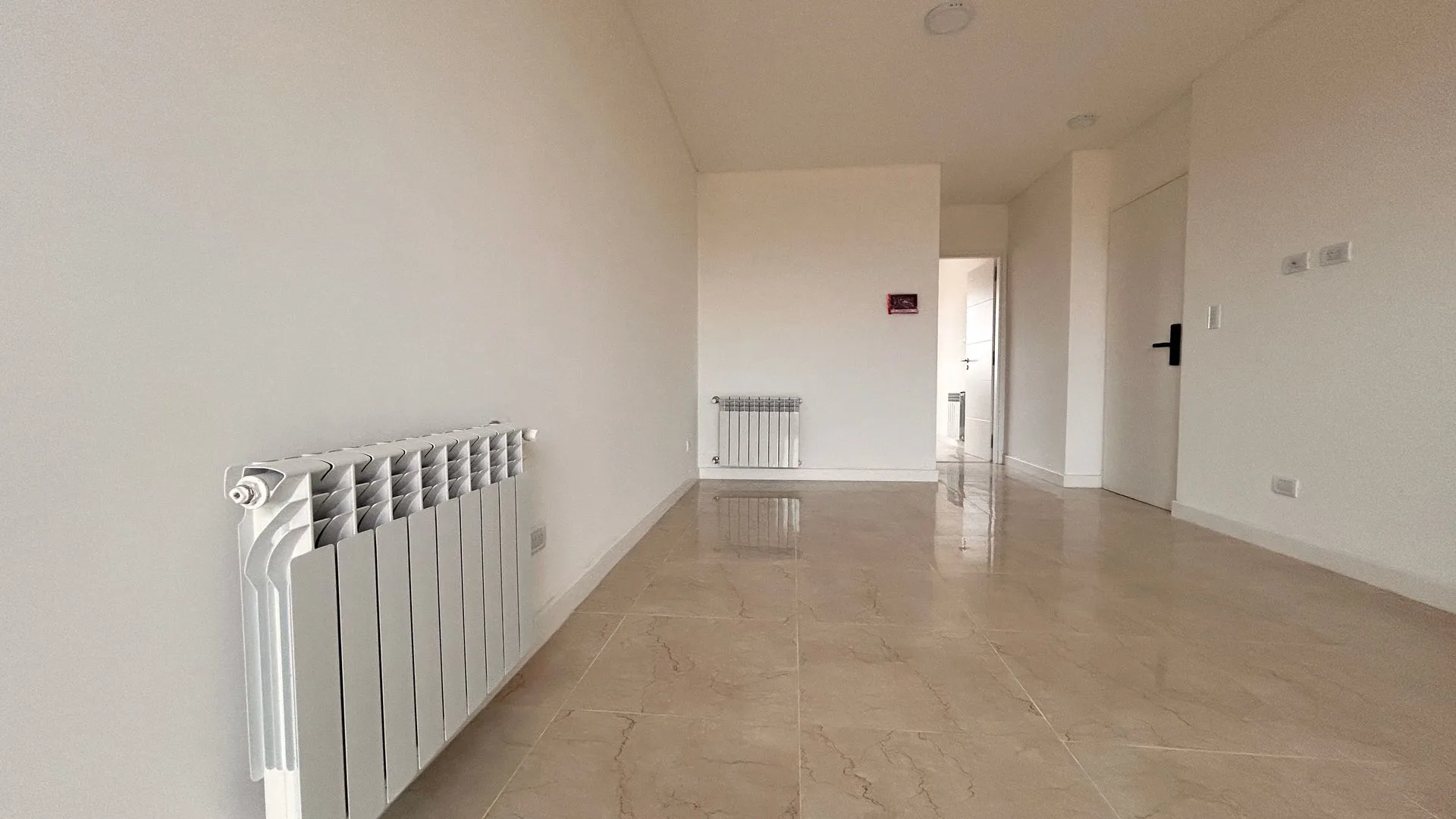 VENTA DEPTO 2 AMB  A ESTRENAR AL FRENTE CON BALCON foto 5