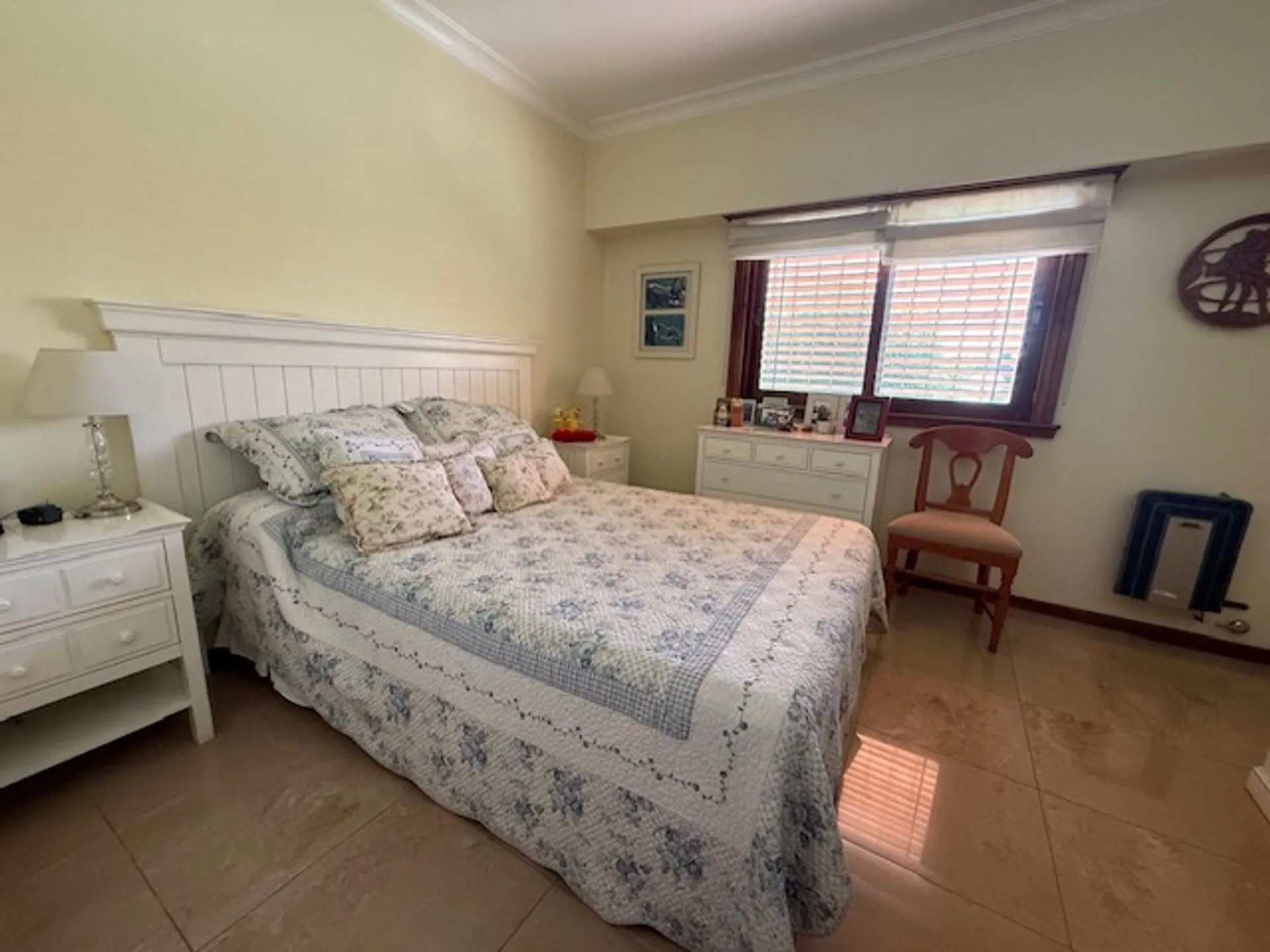 VENTA DE 2 CASAS y 1 DEPARTAMENTO EN MONTE GRANDE foto 5