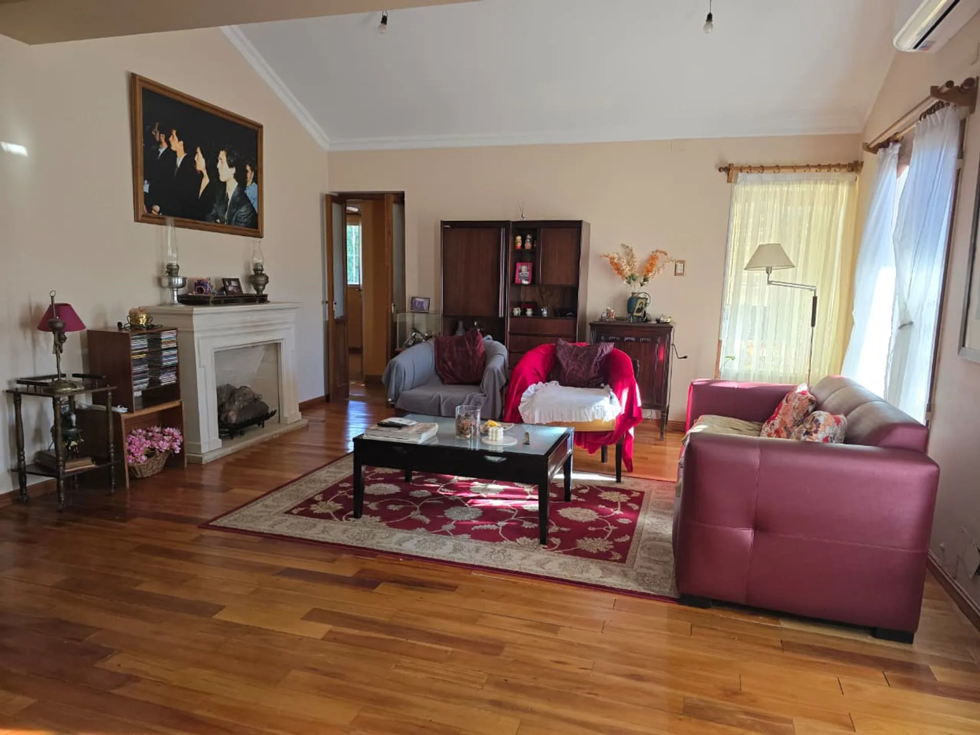 CASA EN VENTA BARRIO CERROS COLORADOS JUANA KOSLAY foto 4