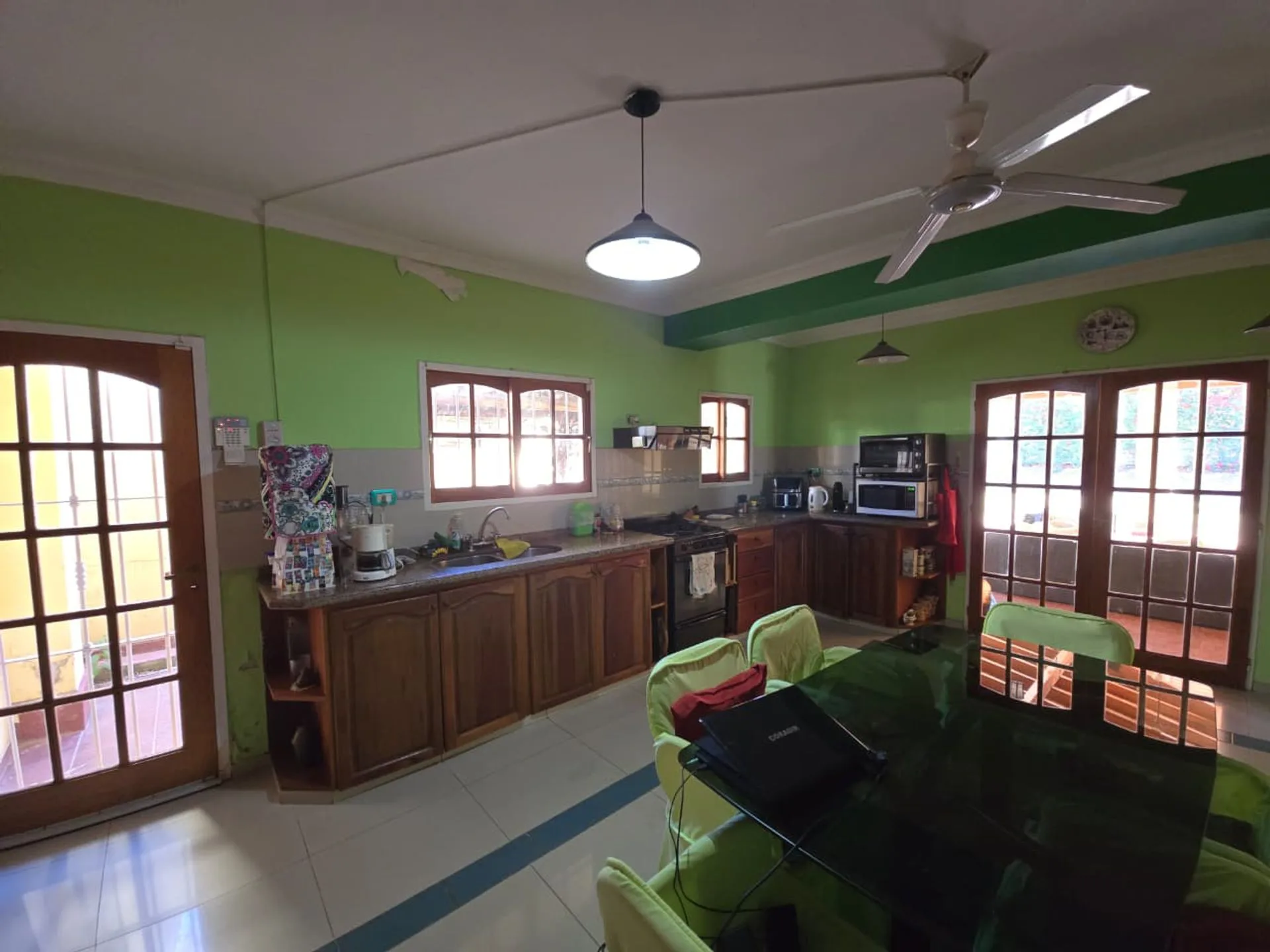 CASA EN VENTA BARRIO CERROS COLORADOS JUANA KOSLAY foto 5