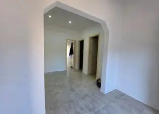 VENTA CASA 5 AMB RECICLADA A NUEVO SAN ANDRES foto 2