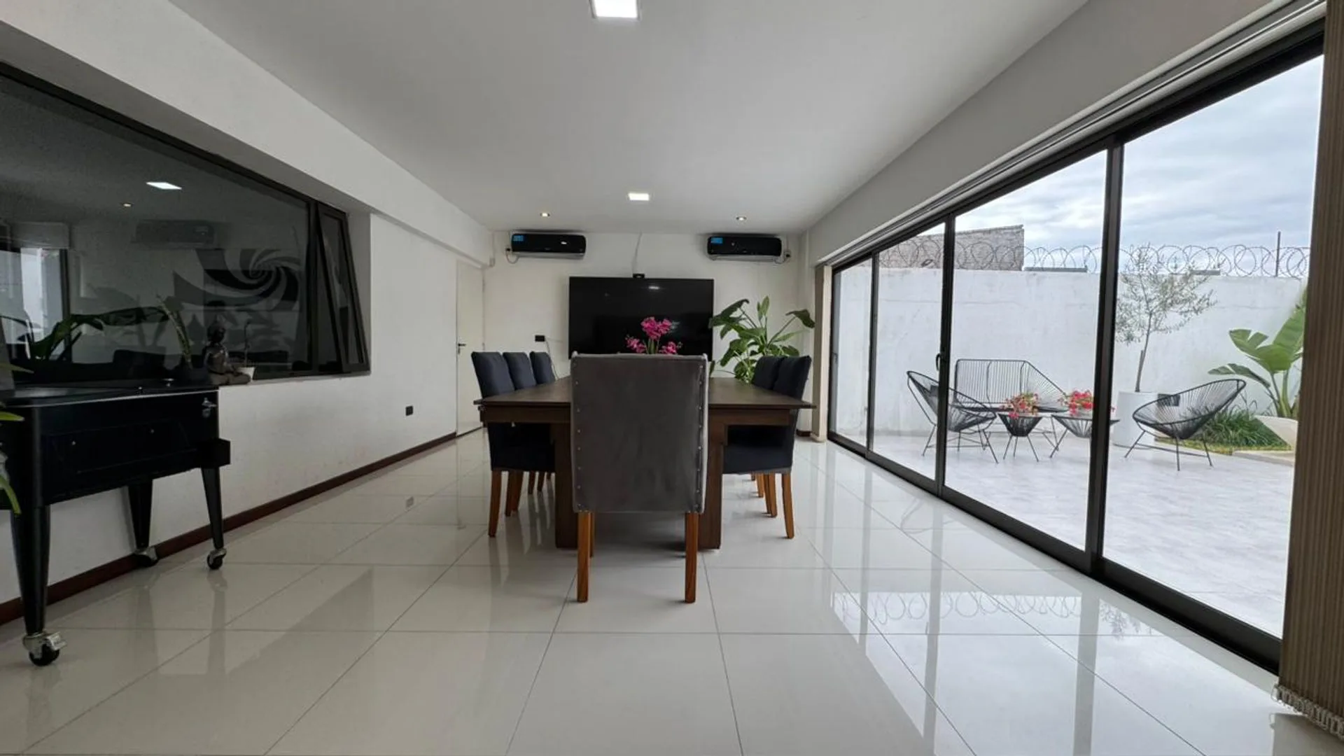 SE VENDE CASA PREMIUM ZONA ALTA, FINANCIABLE foto 5