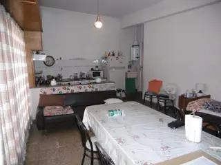 Casa 6amb lote propio 8,66x33mts 4 deptos s/subdiv local foto 1