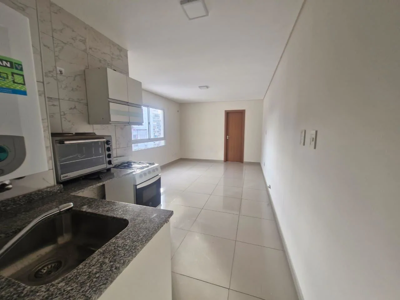 Alem 1400 - Departamento de un dormitorio en alquiler en Rosario foto 4