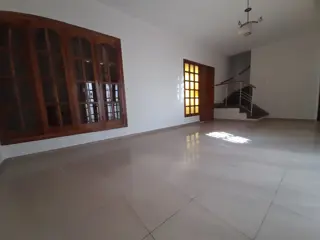 VENTA CASA 3 DORMITORIO B° BOMBAL SUR GODOY CRUZ foto 5