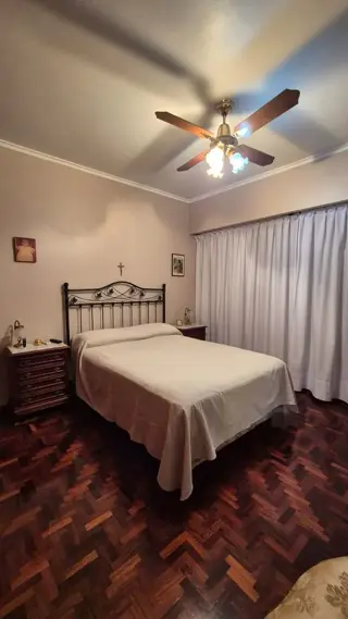 IMPERDIBLE PISO EN VENTA DE 270M2 APROX EN PLENO CENTRO DE LA CIUDAD DE POSADAS.- foto 5