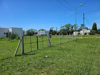 Excelente terreno en venta en la localidad de Lujan foto 5