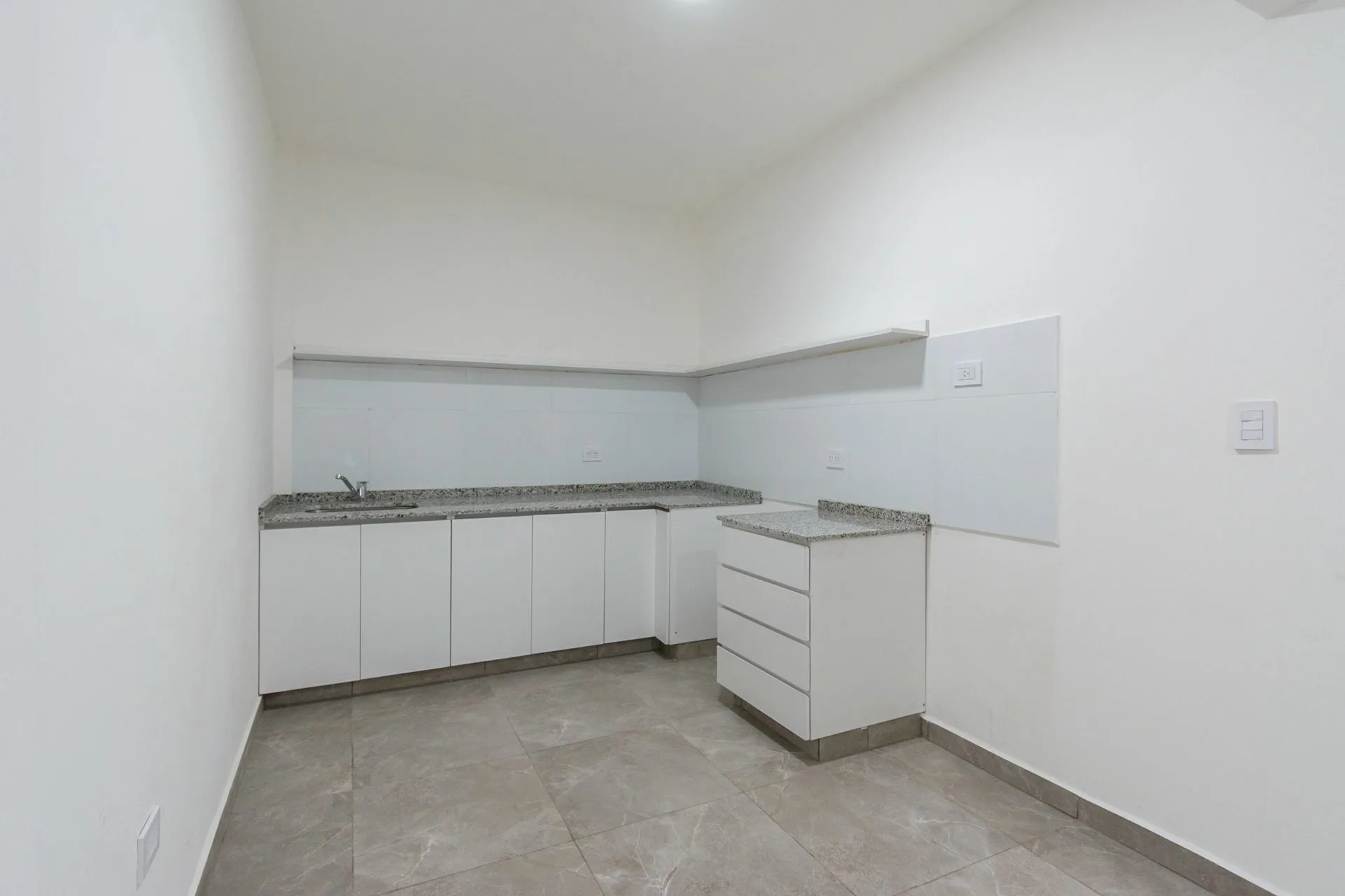 DEPARTAMENTO VENTA MORON 2 AMBIENTES A ESTRENAR foto 5