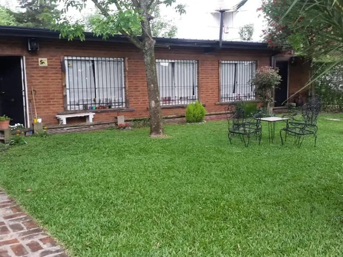 CASA QUINTA CON GRAN LOTE foto 4