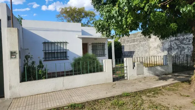 VENTA CASA 2 HABITACIONES APTA CRED. SAN NICOLAS