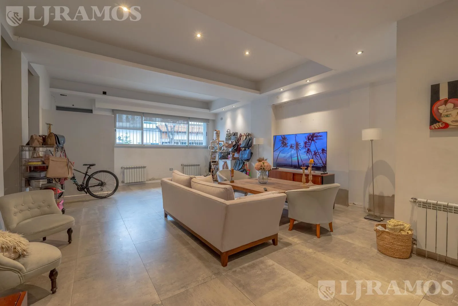 VENTA - CASA EN PALERMO- RECICLADA- 5 DORM -  CON TERRAZA, PILETA Y QUINCHO - Y GARAGE foto 5