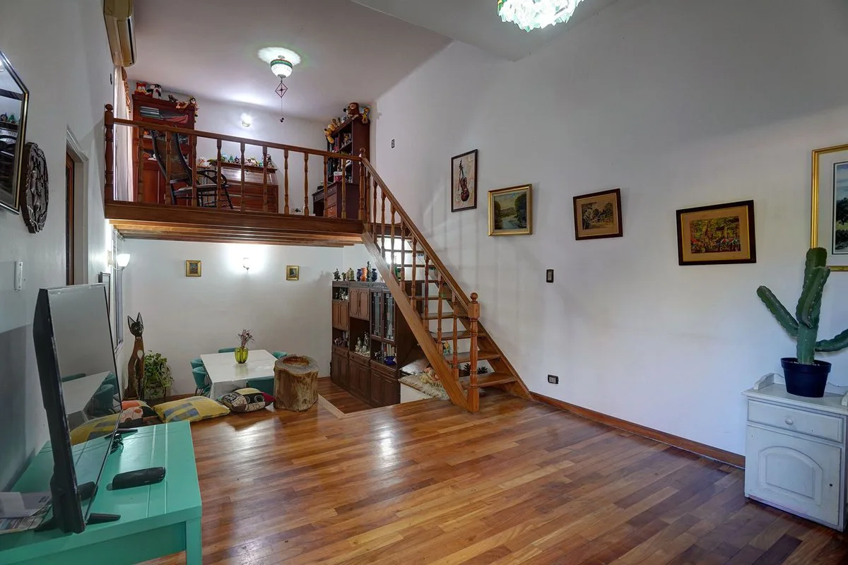 Venta - Casa 4 ambientes con terraza - Floresta