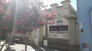 CASA EN VENTA EN CALLE BRANDSEN foto 2
