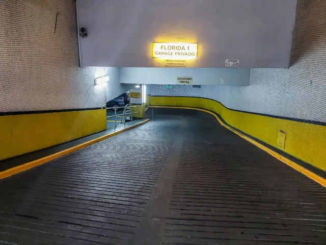 VENTA COCHERA MICROCENTRO VALET PARKING - UF 132