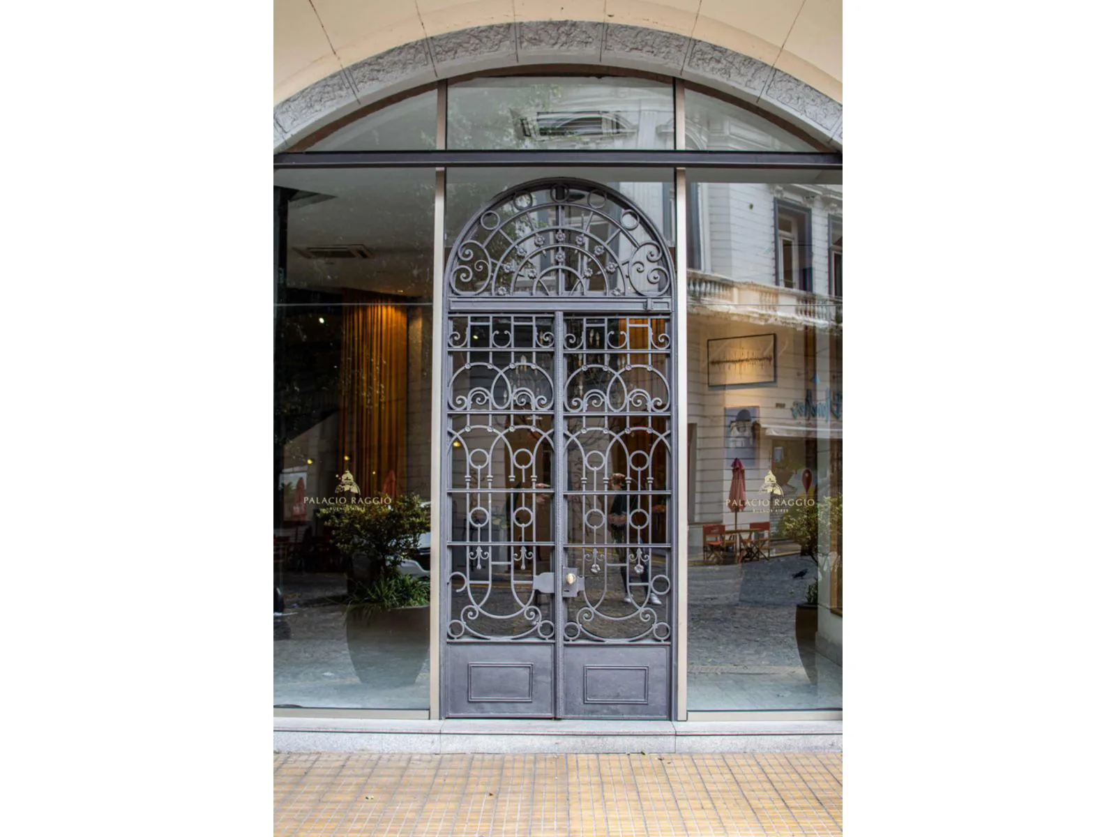 VENTA!! OPORTUNIDAD!! Triplex 2 amb. PALACIO RAGGIO. San Telmo / Monserrat, CABA foto 2