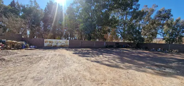 VENTA TERRENO 942 M2 FRENTE DE LA PLAZA EN BARREAL