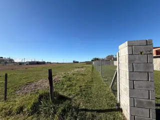 OPORTUNIDAD.- LOTE DE TERRENO - Terreno de 425 mts2 -BARRIO CASTAGNINO foto 3