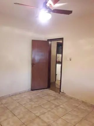 Venta Casa a Reciclar con Estupendo Lote 9,30 X 51 Lanus Este foto 1