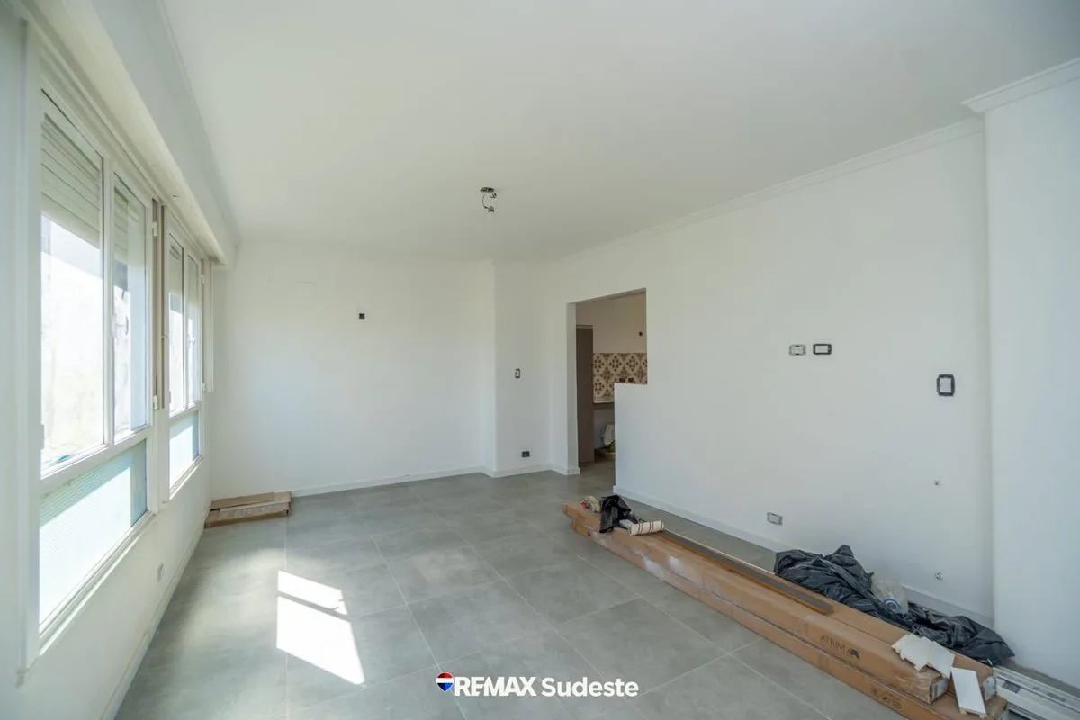 VENTA PISO CENTRICO 100% RENOVADO foto 5