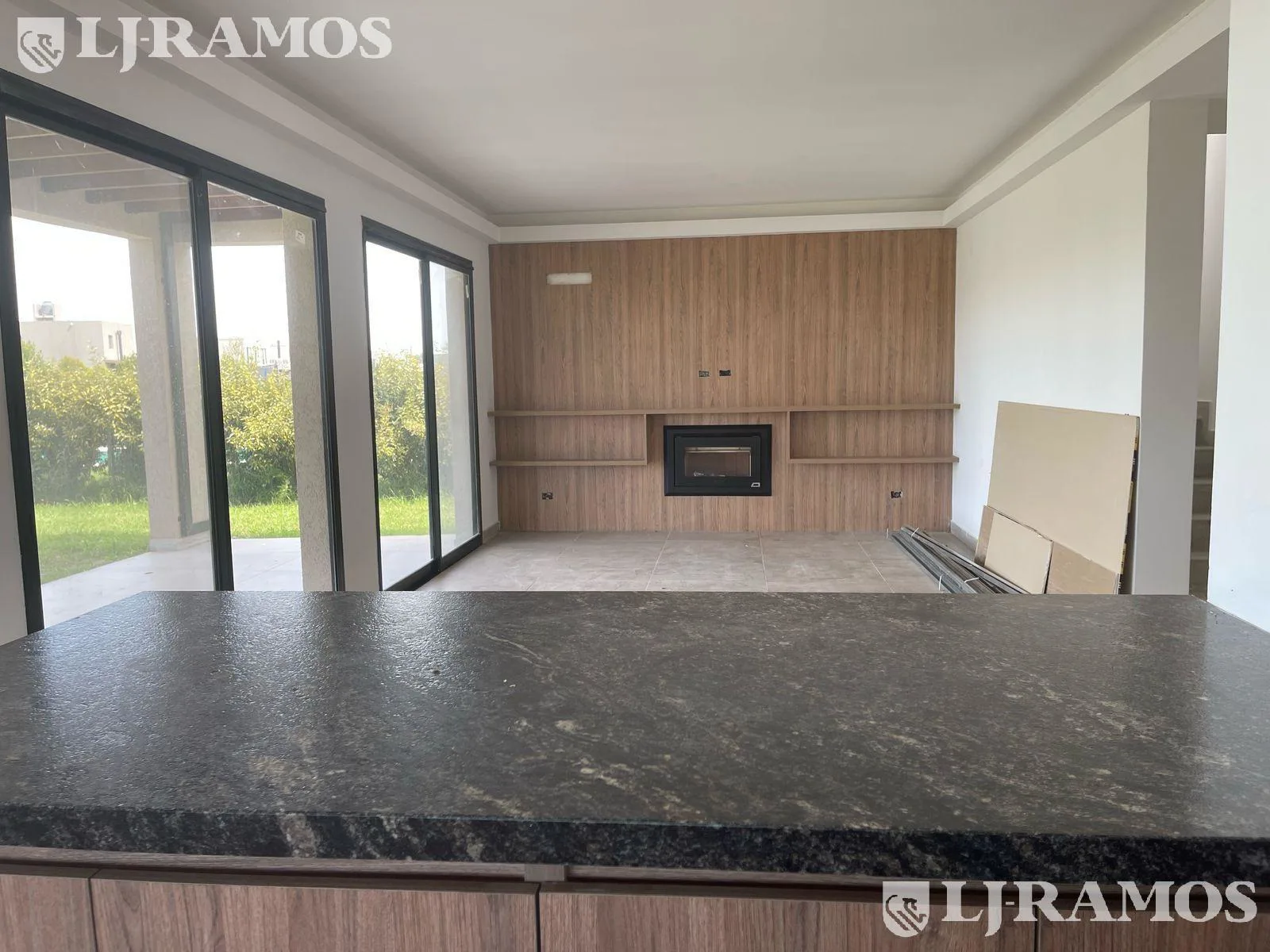 Casa en Venta sobre Lote interno El Naudir con pileta PG foto 5
