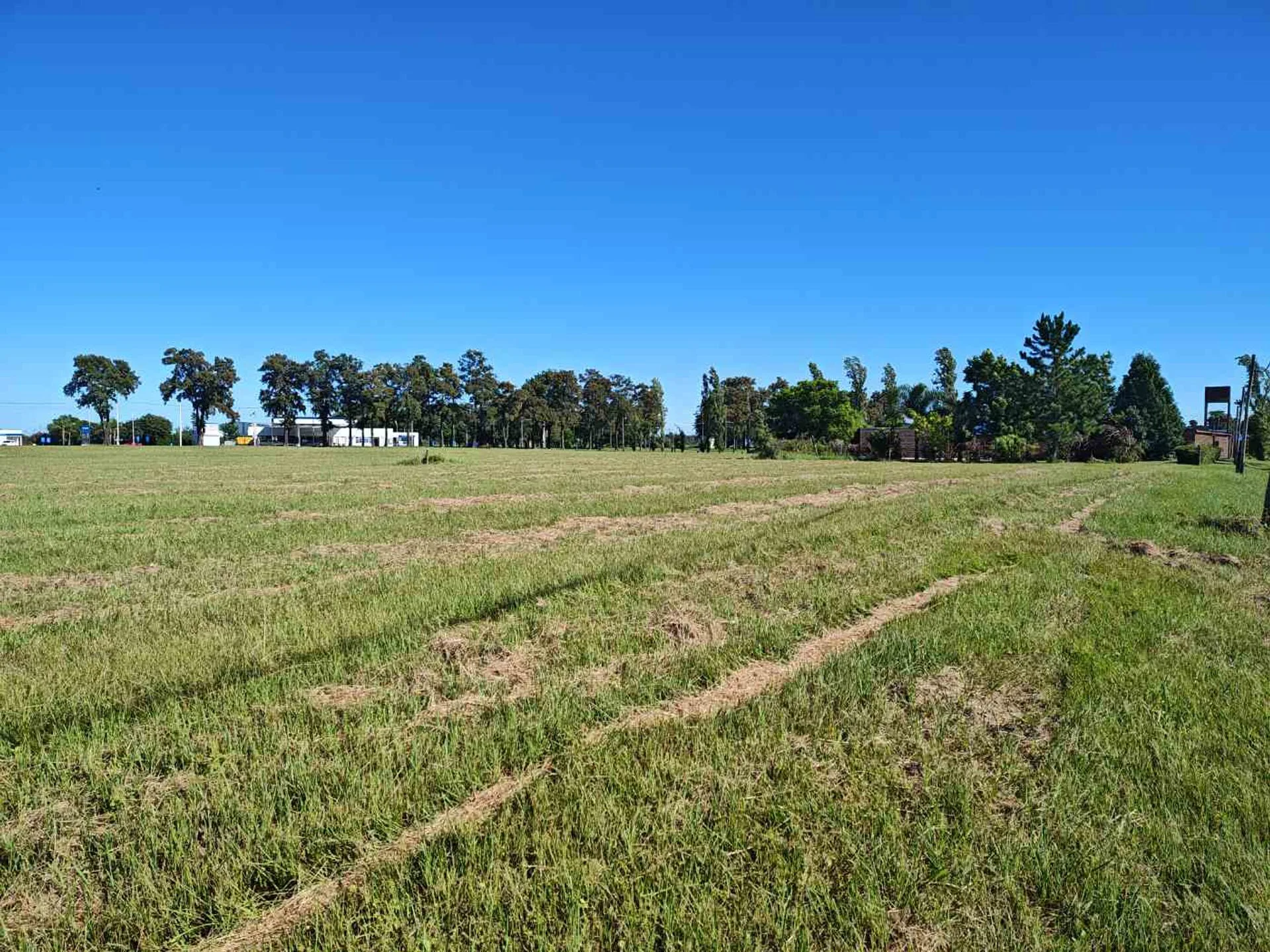 GRAN TERRENO EN VENTA EN CAYASTA. foto 4