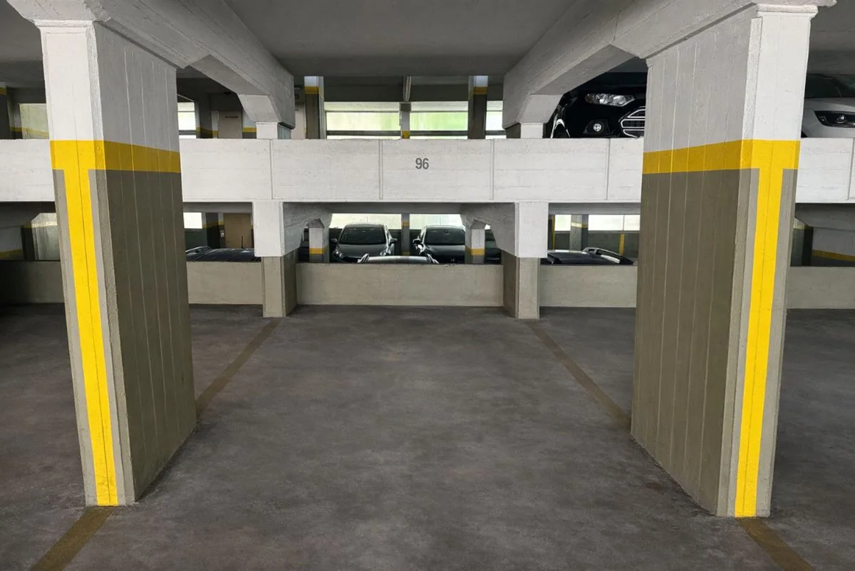 COCHERA VENTA CABALLITO CON ASCENSOR Y RAMPAS