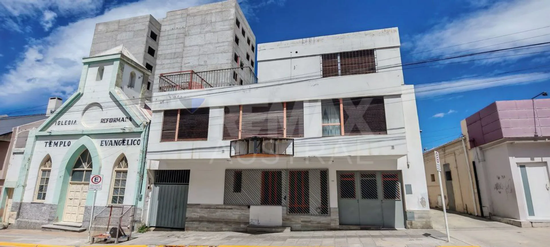 Oficina y consultorios en zona céntrica foto 2