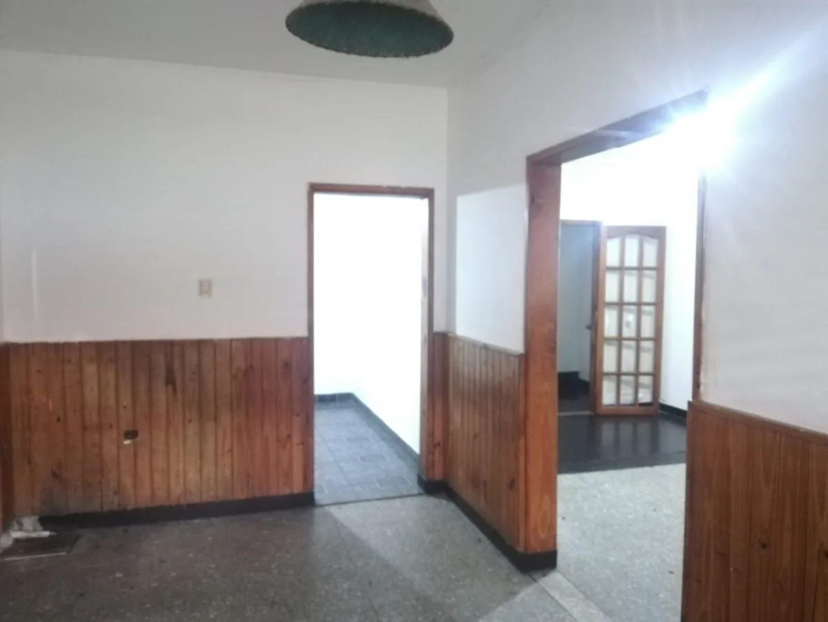 VENTA DE CASA 6 AMB REMEDIOS DE ESCALADA-LANUS foto 5