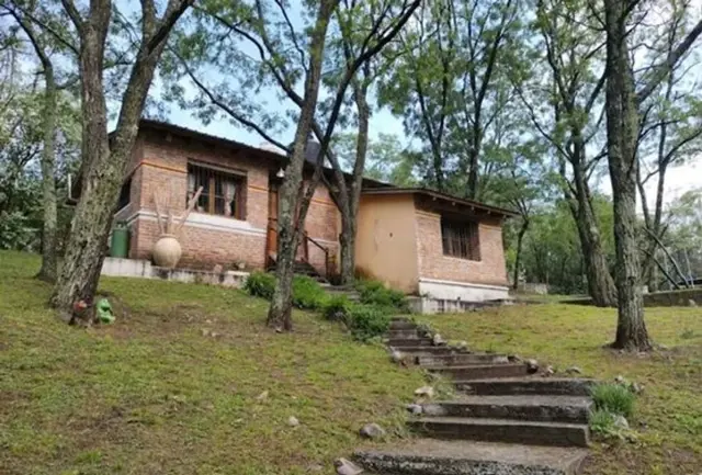 VENTA COMPLEJO 4 CABAÑAS CNO. AL CUADRADO