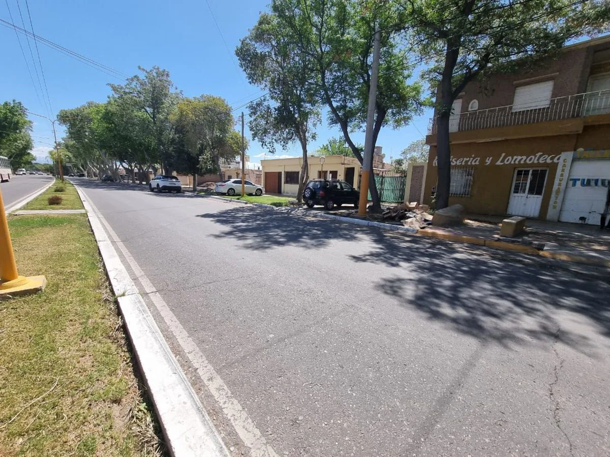 VENTA CASA A RECICLAR EN SANTA LUCIA DE 319 M2 foto 5