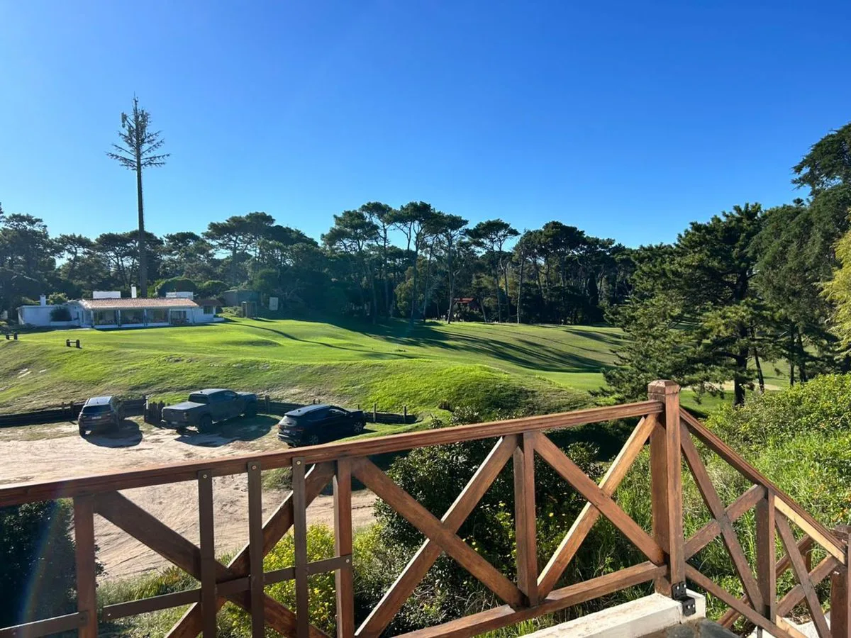 VENTA CASA 4 AMBIENTES PINAMAR VISTA AL GOLF foto 5